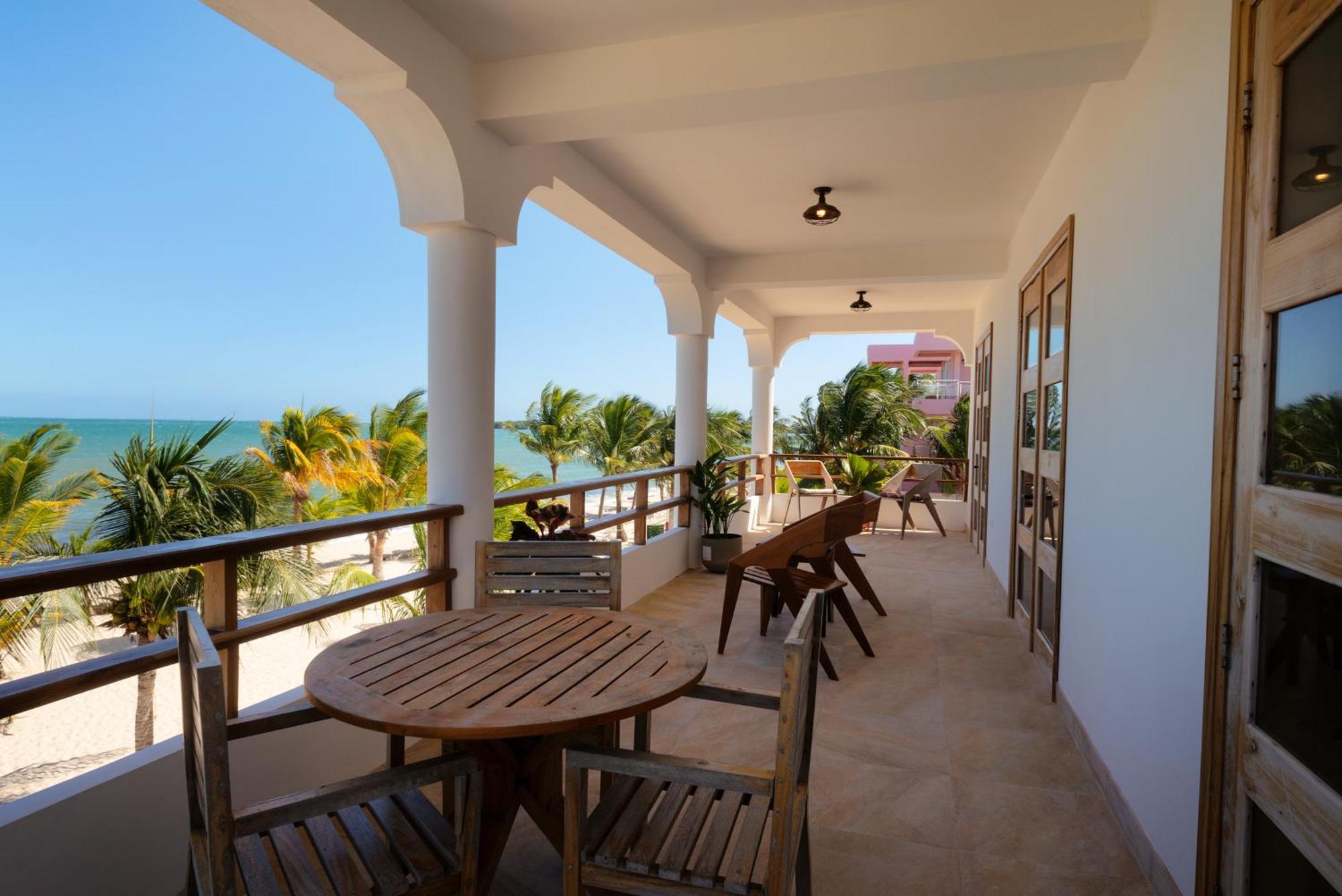 Sandy Feet Beach Resort Placencia Exterior photo