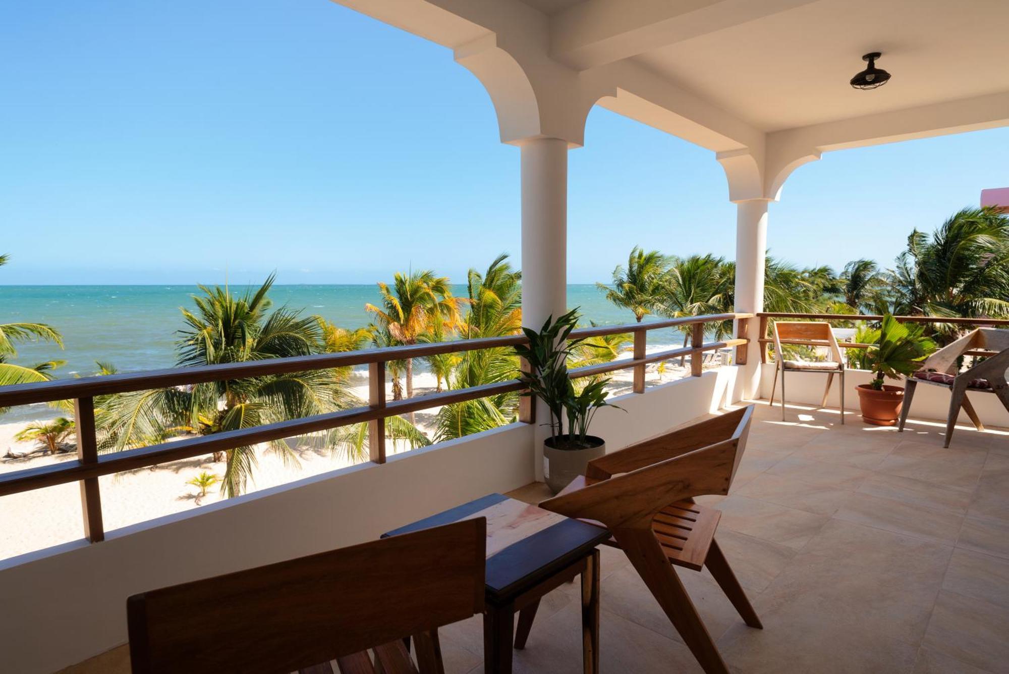 Sandy Feet Beach Resort Placencia Exterior photo