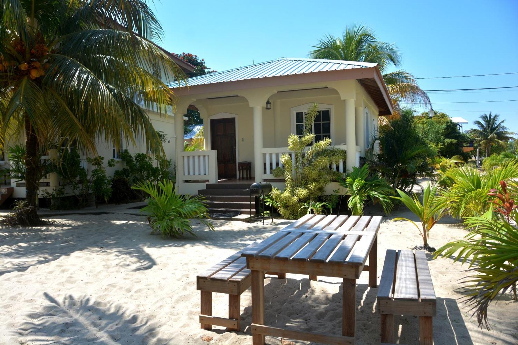 Sandy Feet Beach Resort Placencia Exterior photo